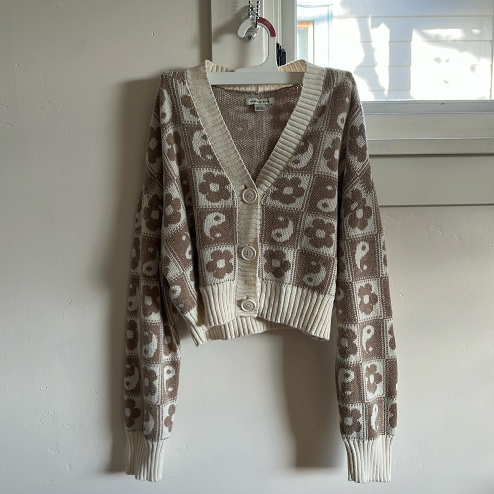 American eagle sweater